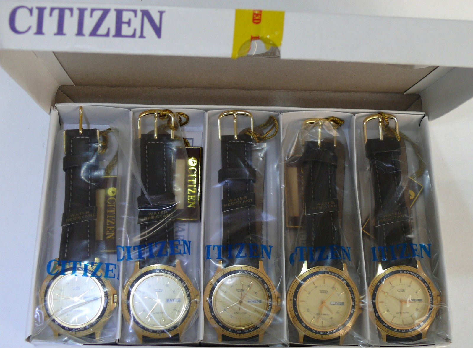 RARE VINTAGE CITIZEN Quartz WATCH AD6082-01PZ NEW OLD STOCK NOS - JAPAN MOVEMENT