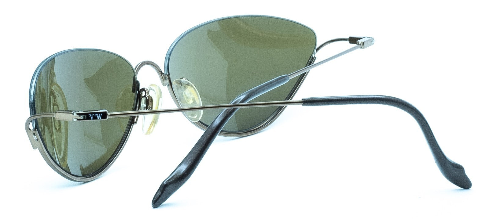 e9a53553-e9f5-49cc-9ab5-3a5c7fda1466