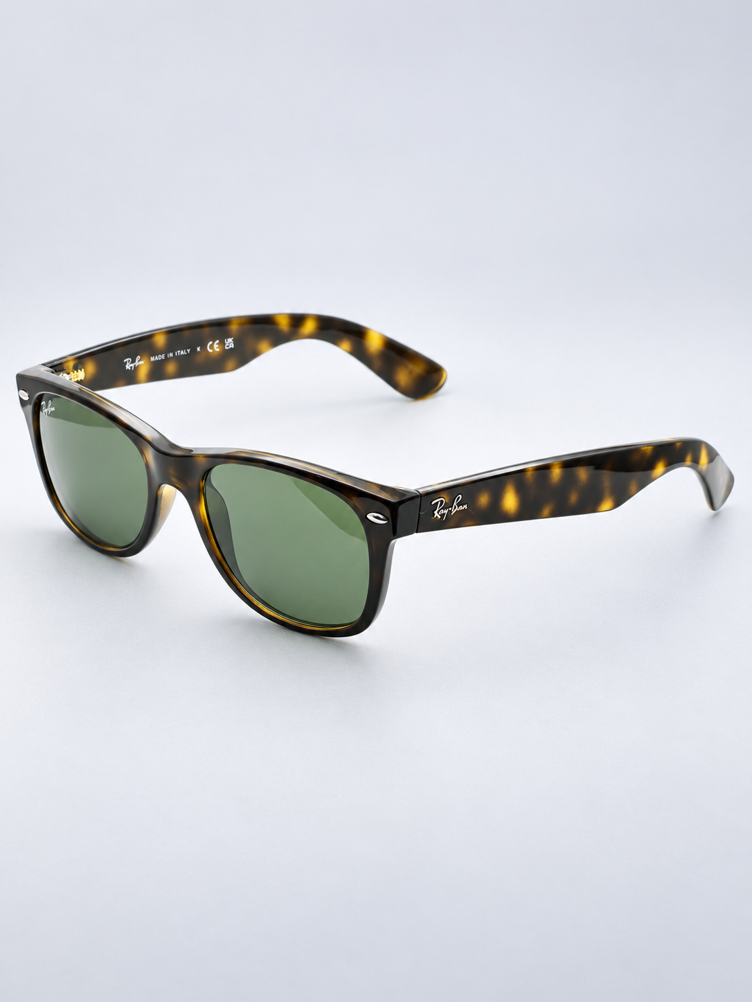 RAYBAN RAY BAN New Wayfarer RB 2132 902 3N Lens Sunglasses Shades BNIB - Italy